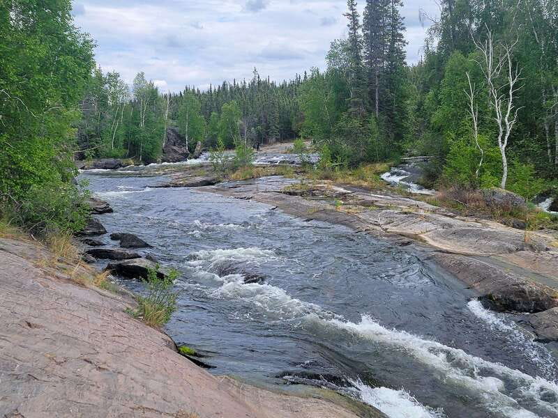 Cameron Falls Waterfall Tour - The 45-minute ride along the Ingraham Trail