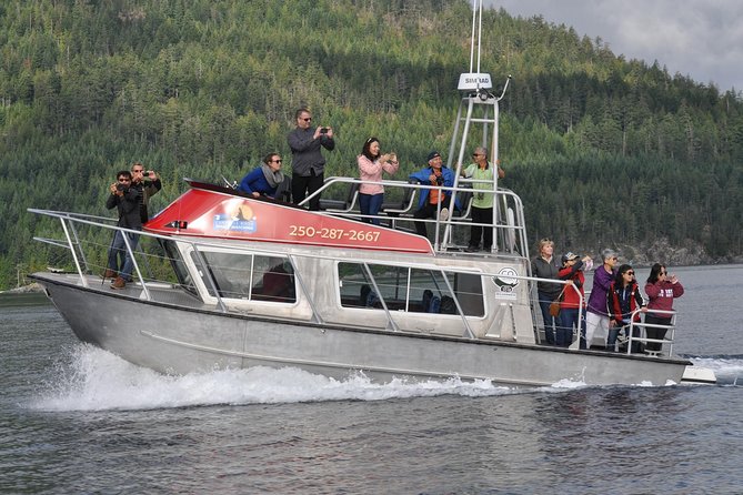 Campbell River: Bute Inlet Grizzly-Watching Tour & Boat Ride - Leaving Campbell River by covered speedboat