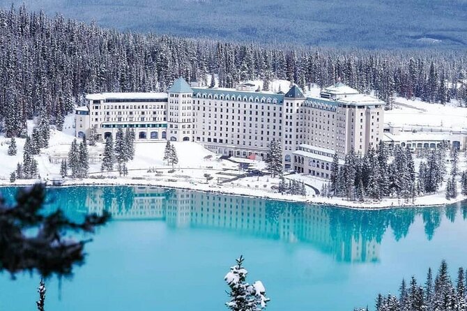 Canadian Rockies and Banff 4-Day Tour from Vancouver (Chn&Eng) - Hotels, meals, and the daily rhythm