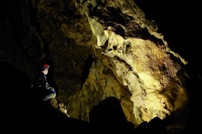 Canmore Caving Explorer Tour - Key points at a glance