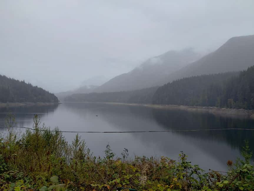Capilano Suspension Br+Lake+Dam+Hachery/4in1/CAR/Small GROUP - Cliffwalk and Treetops Adventure