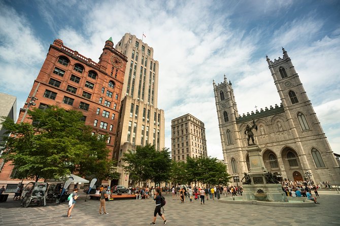 City tour; afternoon in Montreal - Westmount’s mansions and Montreal’s residential side