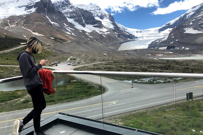 Columbia Icefield Glacier Adventure Day Tour from Calgary/ Banff - Bow Lake, the source of a major river