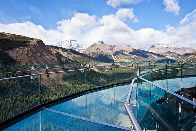 Columbia Icefield Tour with Glacier Skywalk from Banff - The Icefields Parkway: the finest part between the stops