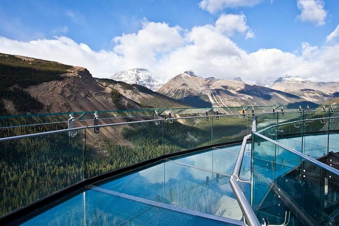 Columbia Icefield Tour with Glacier Skywalk from Jasper - The return to Jasper is the main risk