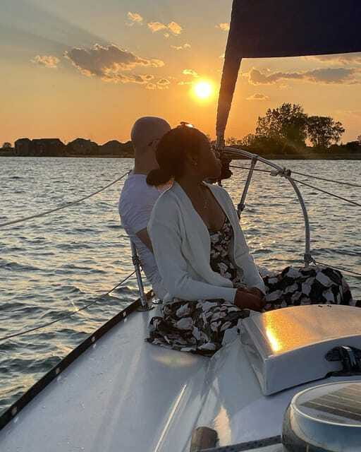 Detroit: Lake St. Clair Boat Cruise with Choice of Vessel - Who will enjoy this two-hour cruise most