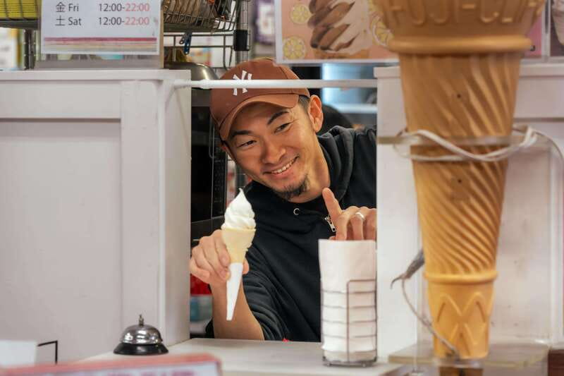 Downtown Vancouver: Asian Eats Walking Food Tour - Learning customs instead of just collecting samples