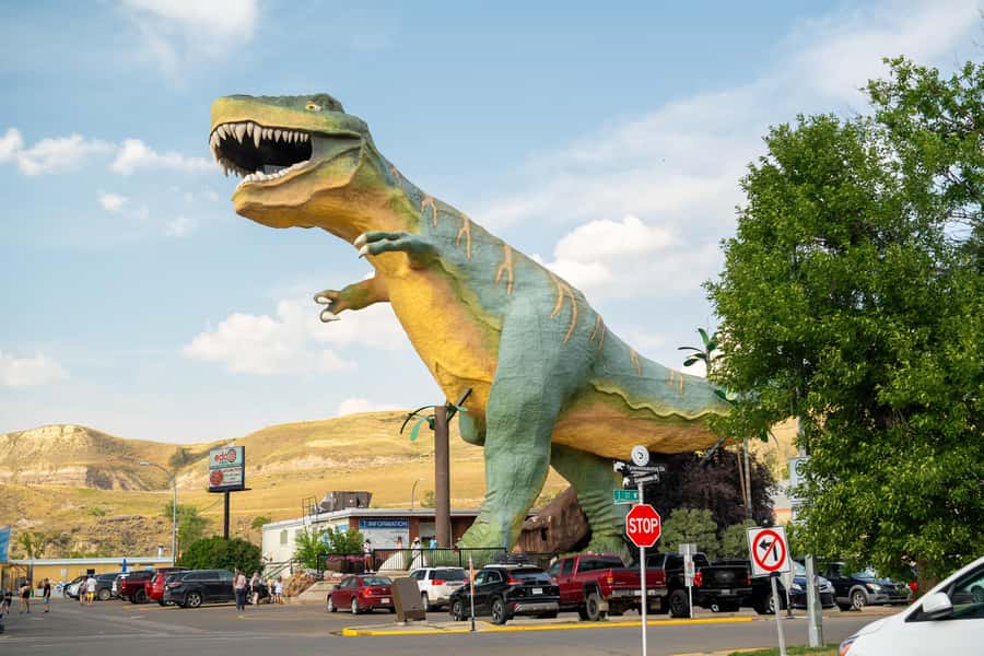 Drumheller: Dinosaurs, Canyons, & Hoodoos Day Tour - CrossIron Mills changes the tone of the afternoon