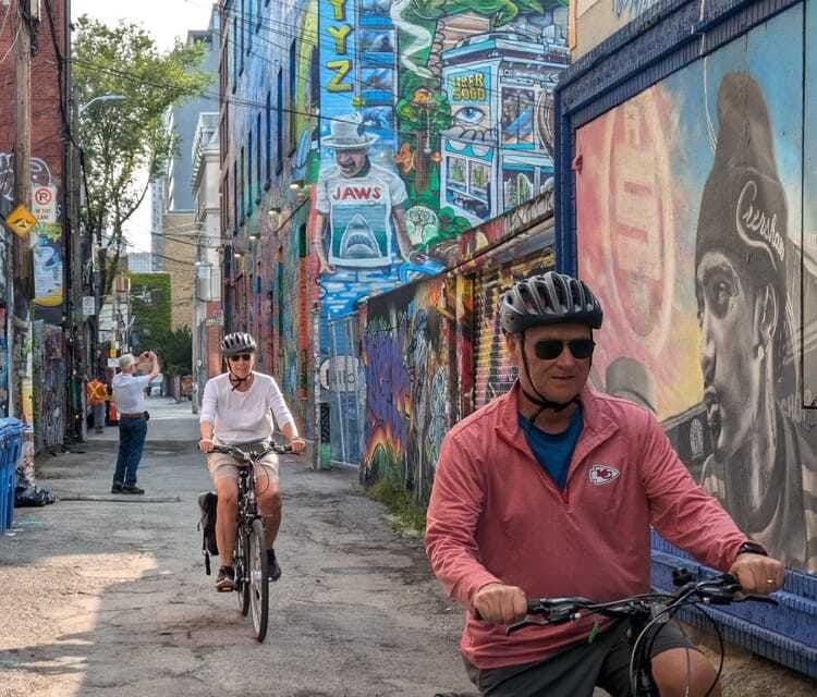 E-bike through Toronto's Dynamic Neighbourhoods - Graffiti Alley and the city in public color