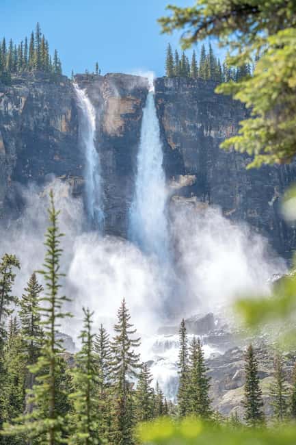 Emerald Lake, Louise, Takakkaw Falls, Johnston Canyon & More - Why the guide and group size matter