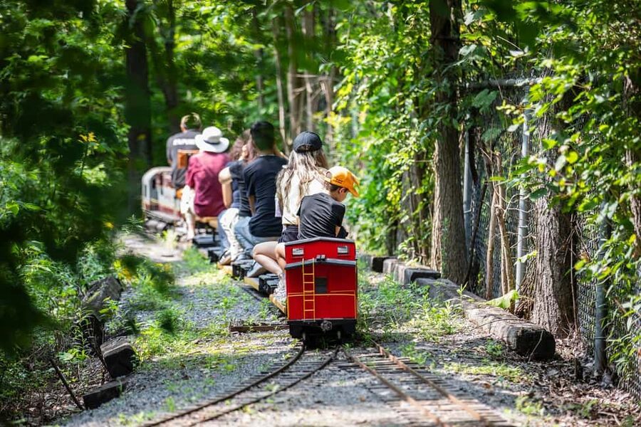 Exporail, the Canadian Railway Museum - Board the locomotives, streetcars, and passenger cars