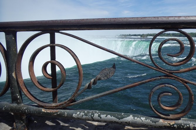 Fall for Niagara Tour - The Toronto departure and the long road south