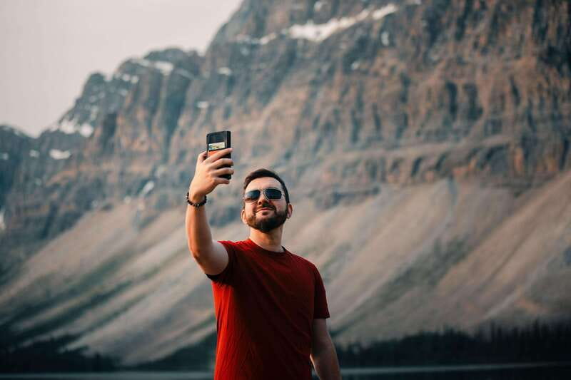 From Banff: Athabasca Glacier and Columbia Icefield Day Trip - The Icefields Parkway makes the drive worthwhile