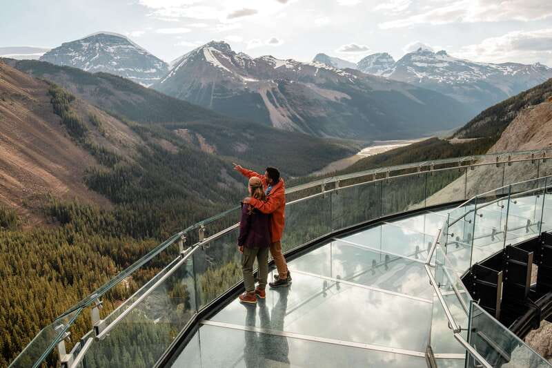 From Banff: Columbia Icefield Tour with Glacier Skywalk - The long road from Banff to the ice