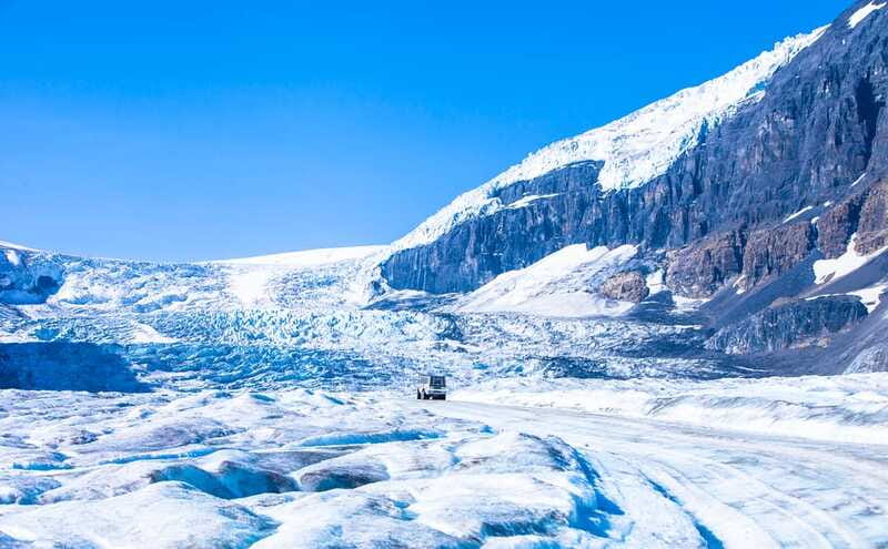 From Banff: Columbia Icefield Tour with Glacier Skywalk - What the guide adds to the day