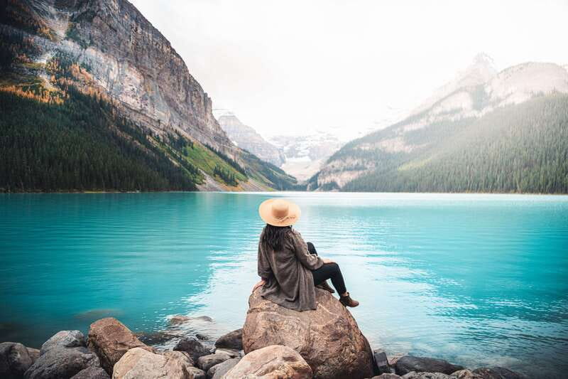 From Banff: Lake Louise and Moraine Lake Sightseeing Tour - Key points to know before booking