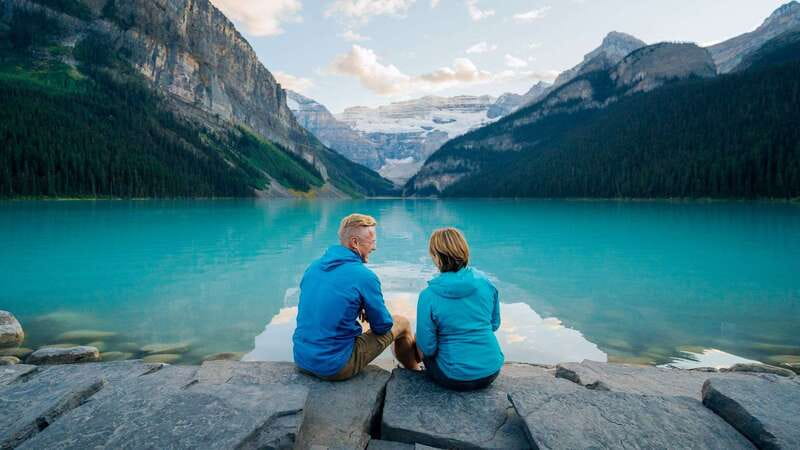From Banff: Louise & Moraine Lake Guided Hiking Day Trip - Why this day trip works so well