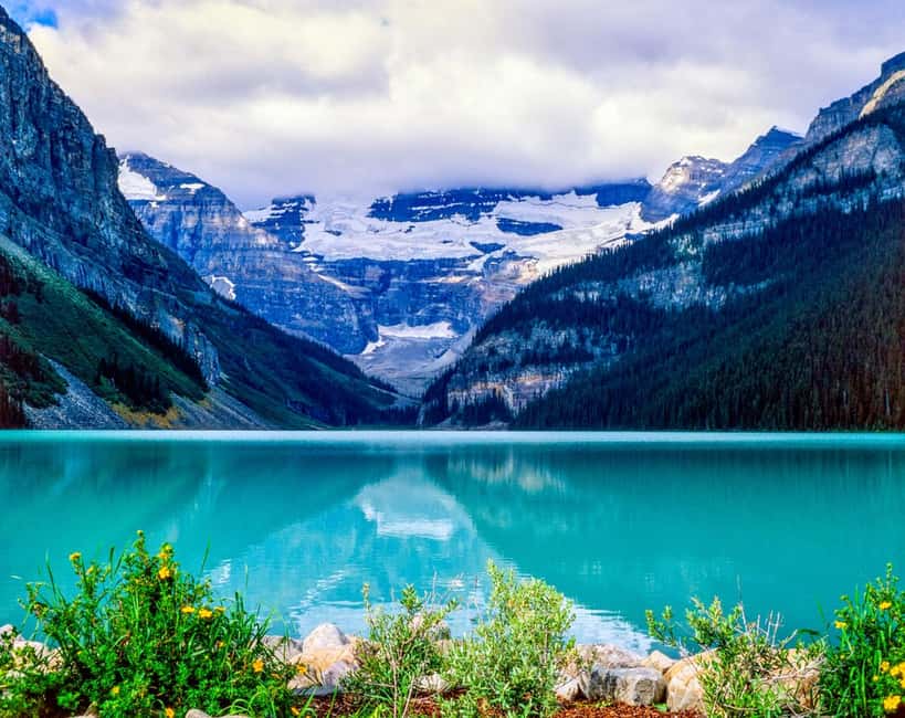 From Banff: Moraine Lake & Lake Louise Tour - What $106 buys you
