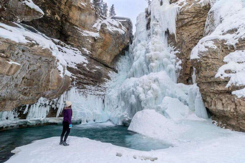 From Calgary: Banff, Moraine Lake and Lake Louise Tour - Johnston Canyon as the seasonal replacement