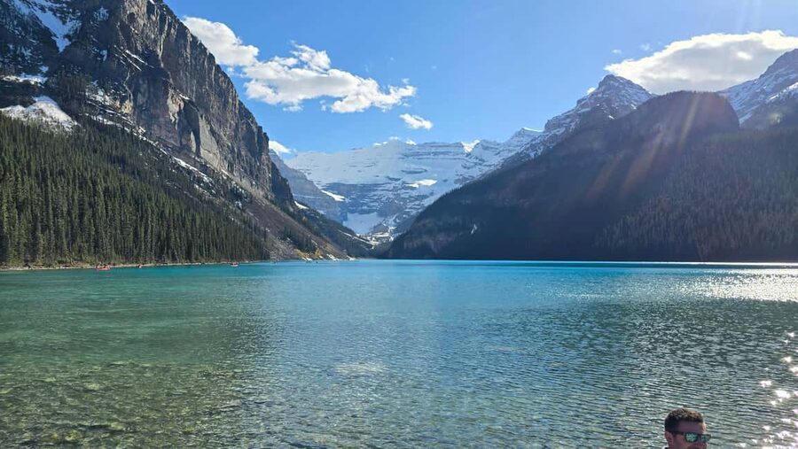 From Calgary/Banff: Moraine Lake & Lake Louise Half-Day Tour - What the guides add to the drive