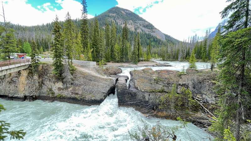 From Calgary: Banff & Yoho National Parks Private Day Tour - How to prepare for a long Rocky Mountain day