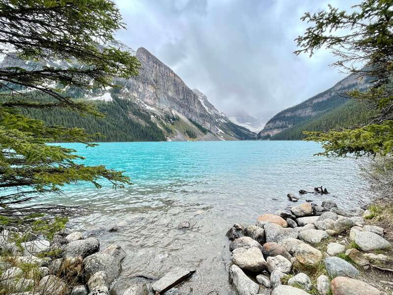From Calgary: Banff & Yoho National Parks Private Day Tour - Emerald Lake in Yoho National Park
