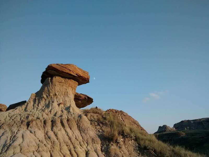 From Calgary: Canadian Badlands Private Geological Tour - Walking among the hoodoos