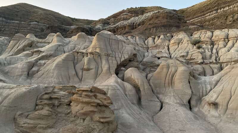 From Calgary: Canadian Badlands Private Geological Tour - The World’s Largest Dinosaur stop