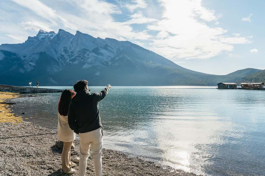 From Calgary: Private Banff National Park Day Trip - From Calgary to the Rockies on a private schedule