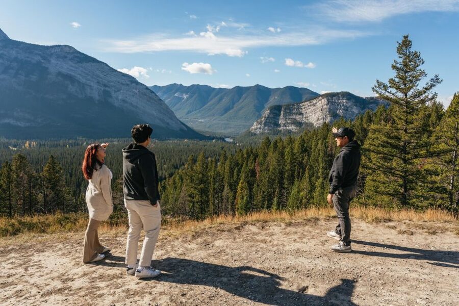 From Calgary: Private Banff National Park Day Trip - Moraine Lake adds a second glacial-lake view