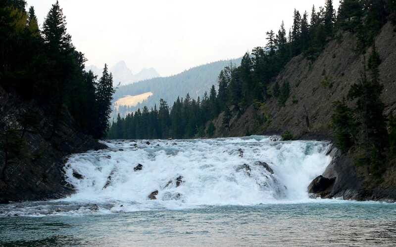 From Calgary: Private Lake Louise and Banff Day Trip - Bow Falls in a 15-minute stop