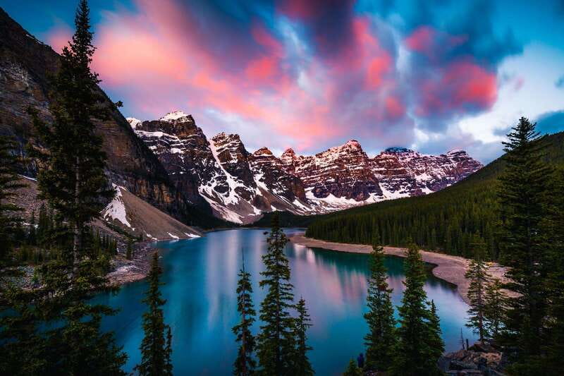 From Canmore/Banff: Moraine Lake Sunrise & Lake Louise Tour - Why Moraine Lake sunrise is worth the brutal wake-up