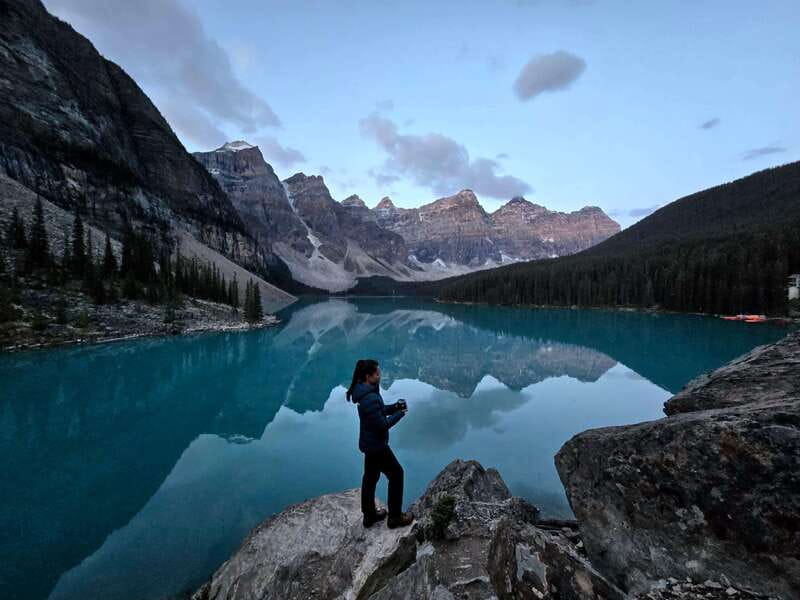 From Canmore/Banff: Moraine Lake Sunrise & Lake Louise Tour - Who should book this early-morning tour?