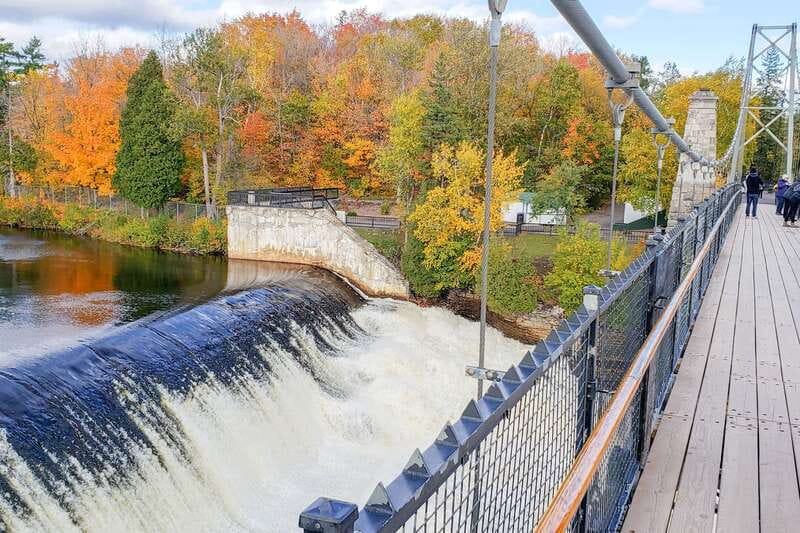 From Montreal: Quebec City and Montmorency Falls Day Trip - The return journey to Montreal