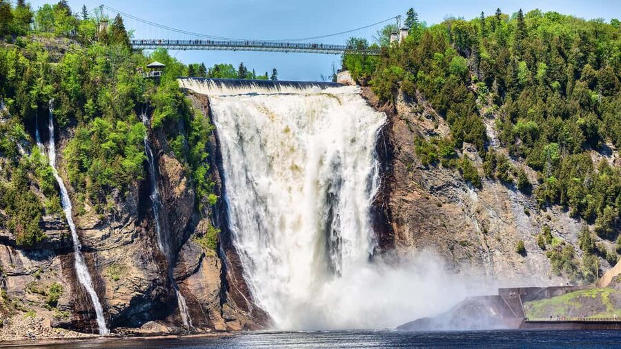 From Montréal: Québec City, River Cruise & Montmorency Falls - Leaving Montréal at 7:00 a.m.