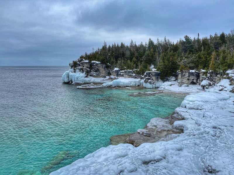 From Toronto: Bruce Peninsula National Park Guided Day Trip - Indian Head Cove and the first big shoreline view