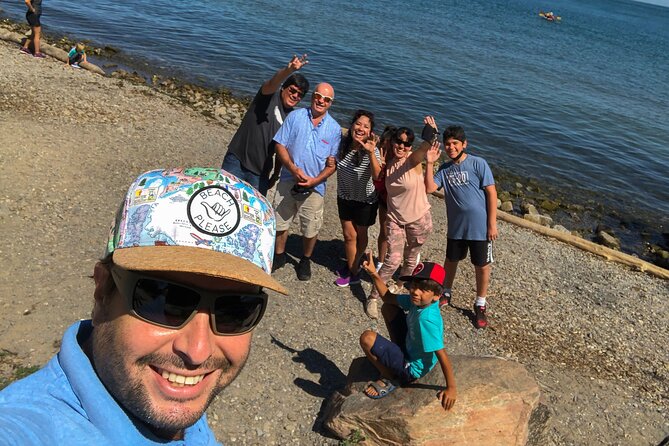 FROM TORONTO: Niagara Day Tour w/ Niagara on the Lake & Boat Ride - Free time at Clifton Hill and Table Rock