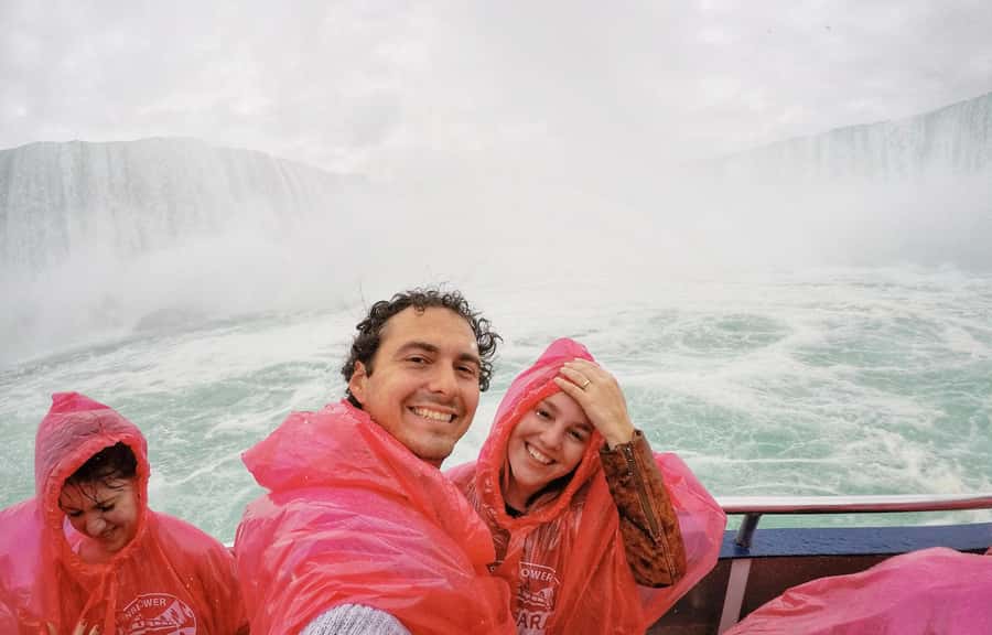 From Toronto: Niagara Falls Tour + Boat Ride and/or Journey - Maple Leaf Place and the Maple Trail tasting