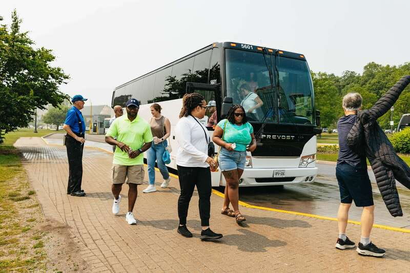 From Toronto: Niagara Falls + Winery, Cruise, & Lunch Option - What to pack for the falls