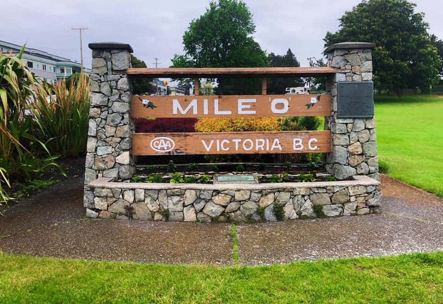 From Vancouver: Full-Day Victoria Tour with Ferry Ticket - Early Vancouver pickup and the ride to the ferry