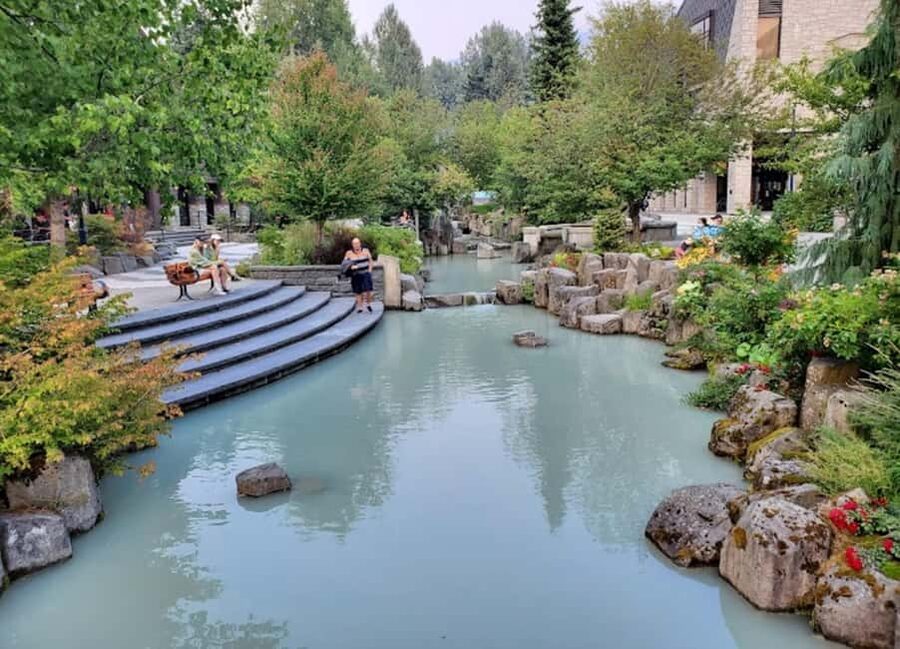 From Vancouver: Whistler Private Day Trip - Riding the Sea to Sky Gondola near Squamish