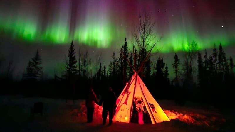 From Yellowknife: Aurora Borealis Tour with Cozy Cabin Base - Free Photos Without a Complicated Camera Setup