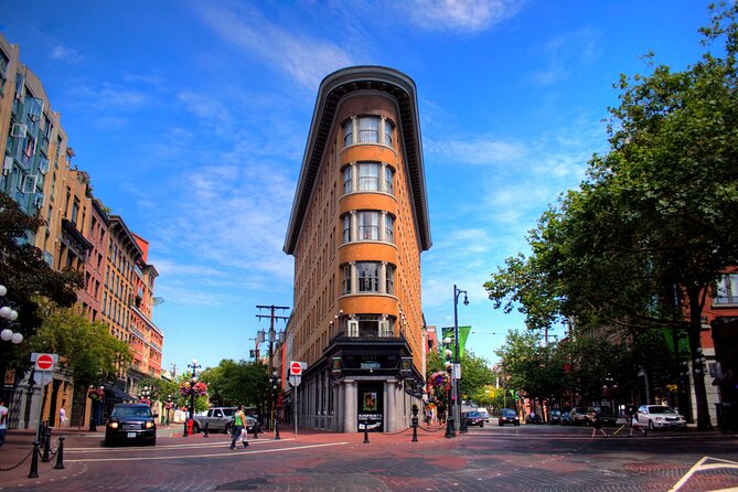 Gratuity-Based Vancouver City Highlights 3 Hour Walking Tour - Why this walk works as a first look at Vancouver
