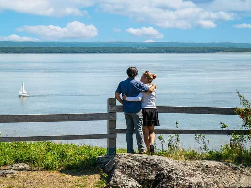 Grosse-Île: Irish Immigrant Memorial Cruise & Tour - Planning your day at the marina