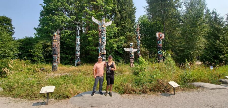 Grouse Mnt+StanleyPark+Hatchery+Cleveland Dam+LynnCanyonTOUR - How the small-group format changes the day