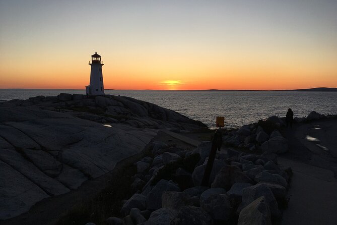 Half Day Small Group Tour in Peggy's Cove and Titanic Cemetery - Fairview Lawn Cemetery and the Titanic connection