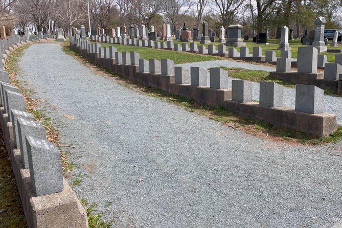 Half Day Small Group Tour in Peggy's Cove and Titanic Cemetery - Pickup, timing, and cruise-day planning