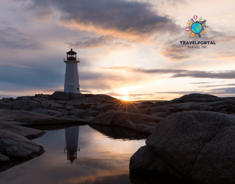 Halifax: Guided tour to Peggy's Cove, Lunenburg & … - Lunenburg, a UNESCO town with a working harbor