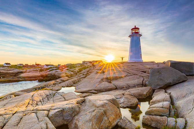 Halifax Premium Tour: Peggy's Cove, Citadel & Titanic Cemetery - The cruise-ship pickup problem