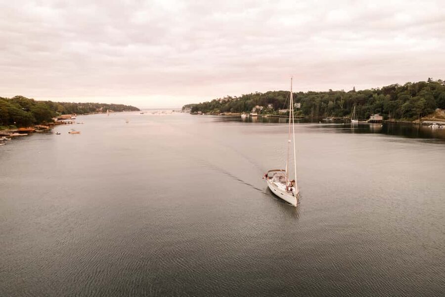 Halifax: Sunset Wine and Cheese Sailboat Cruise - The crew and onboard atmosphere